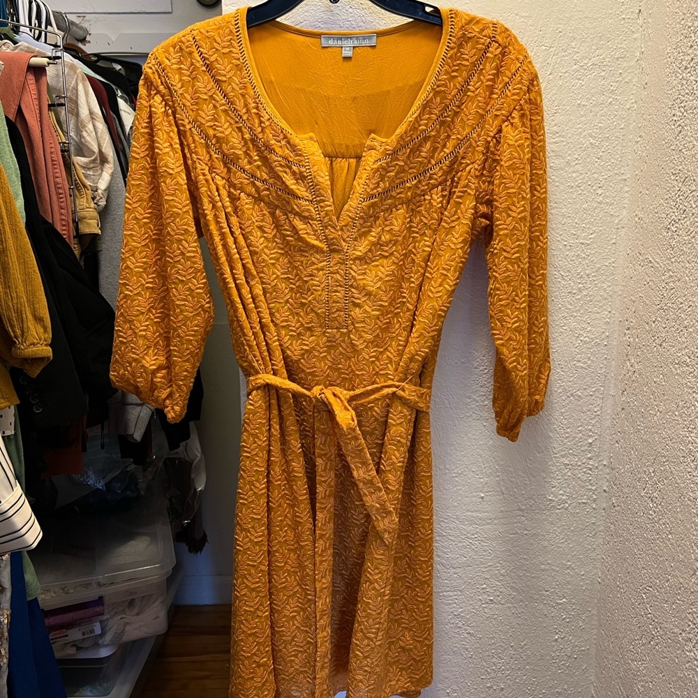 Anthropologie marigold embroidered dress Danielrainn XS